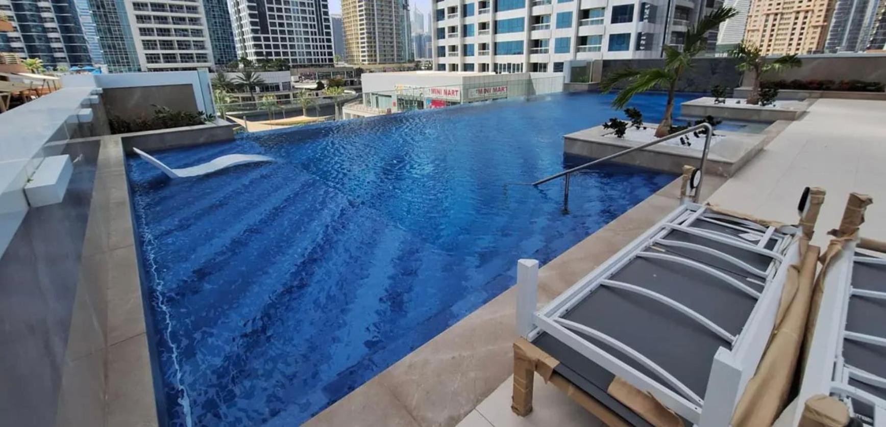Apartment Stunning One-bedroom In Me Do Re In Jlt Dubai