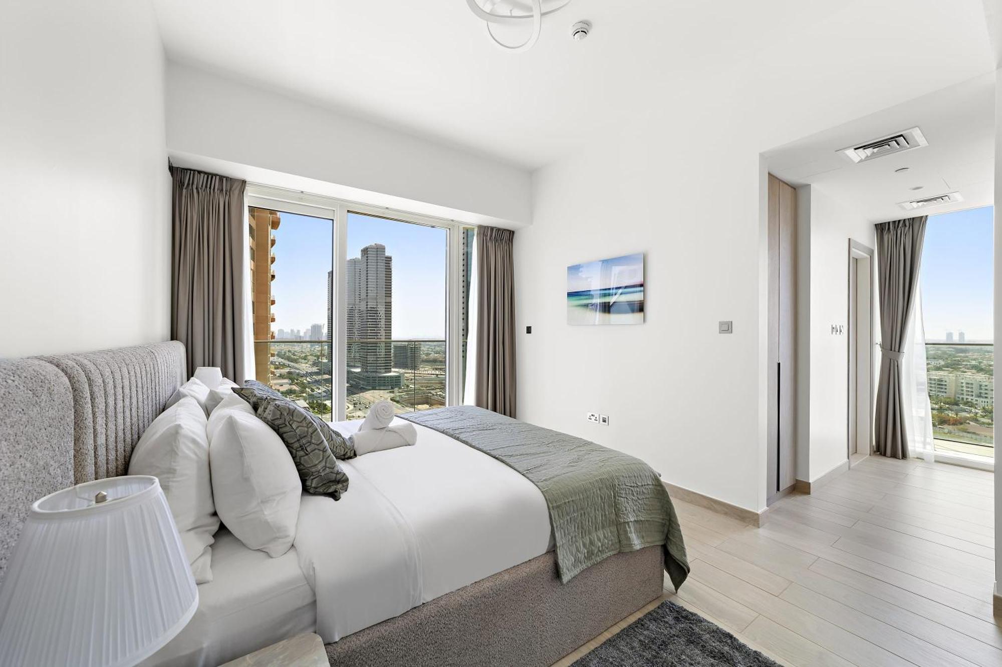 Stunning One-bedroom In Me Do Re In Jlt *
